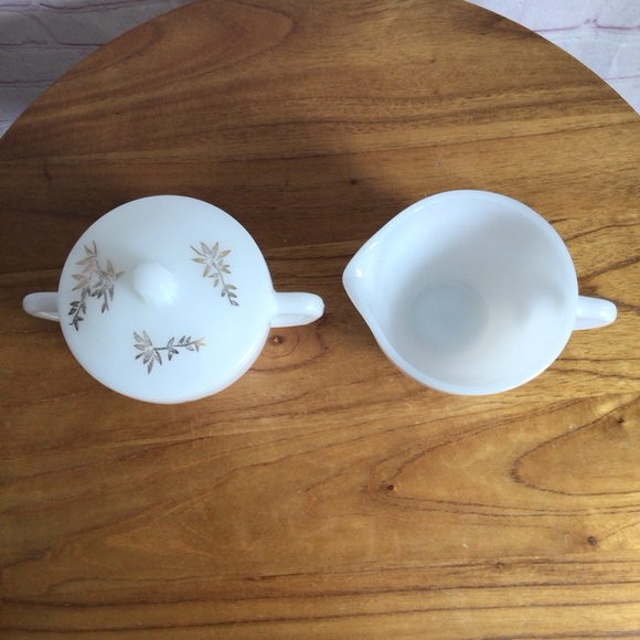 Vintage Federal Glass Golden Bamboo Covered Sugar Bowl and Creamer Set - Picture 5 of 10